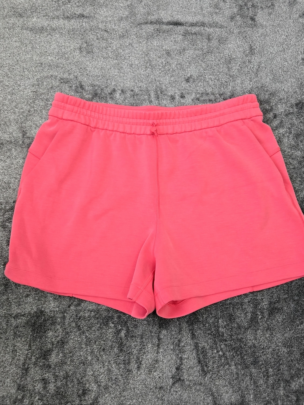 Lululemon Softreme High-Rise Shorts Size 12 Pink Barbiecore Athleisure Lounge